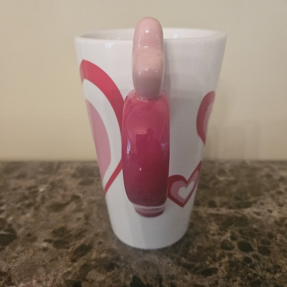 NWOT Valentine's 2011 Heart Motif Mug in Pink and White - Picture 3 of 6